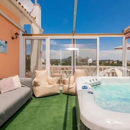 Case de vacanță Matina's Family House With Your Private Jacuzzi! Ambelokipoi (Zakynthos)