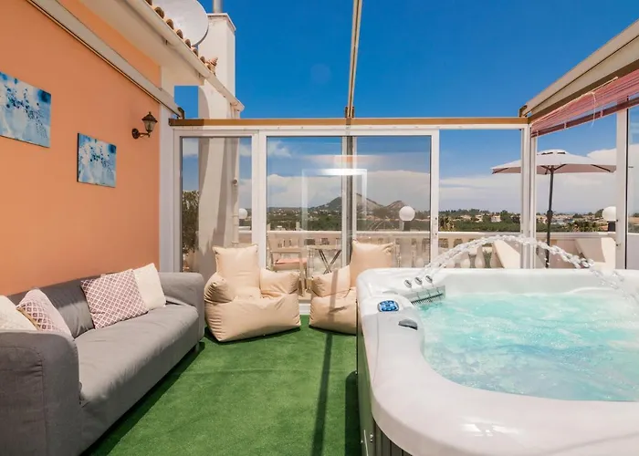 Casa de Férias Matina's Family House With Your Private Jacuzzi! Ambelokipoi (Zakynthos)