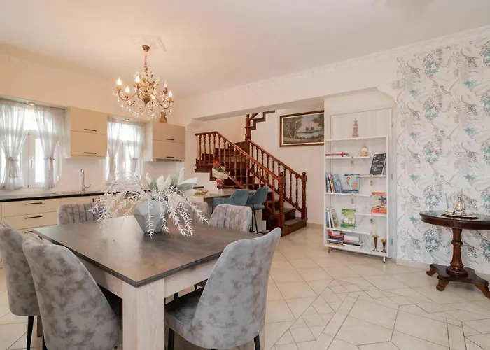 Matina's Family House With Your Private Jacuzzi! Casa de Férias Ambelokipoi (Zakynthos)